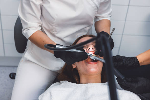 Best Broken or Cracked Tooth Emergency Dentist in West Des Moines, IA